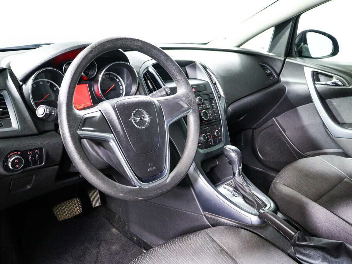 Opel Astra б/у, 2012, Автоматическая. Фото: #13