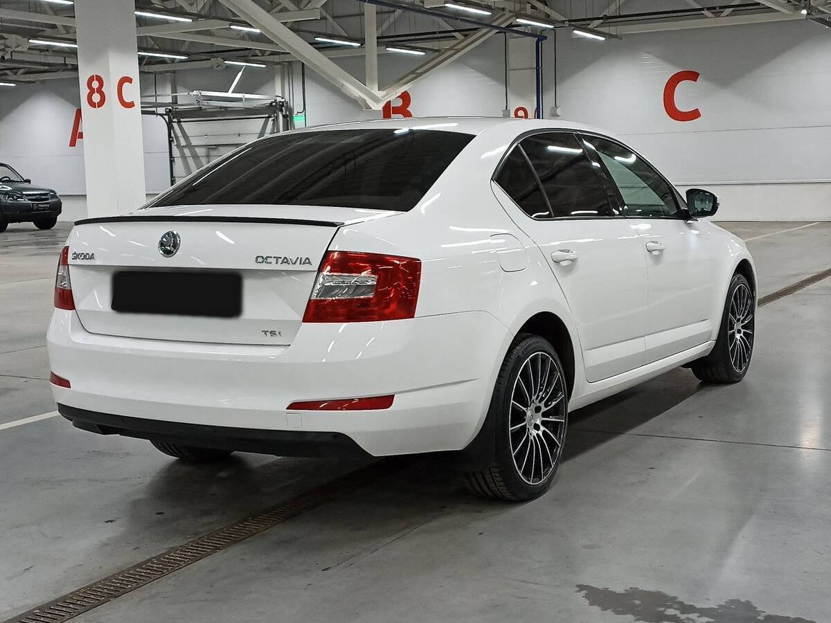 Skoda Octavia б/у, 2013, Механическая. Фото: #4