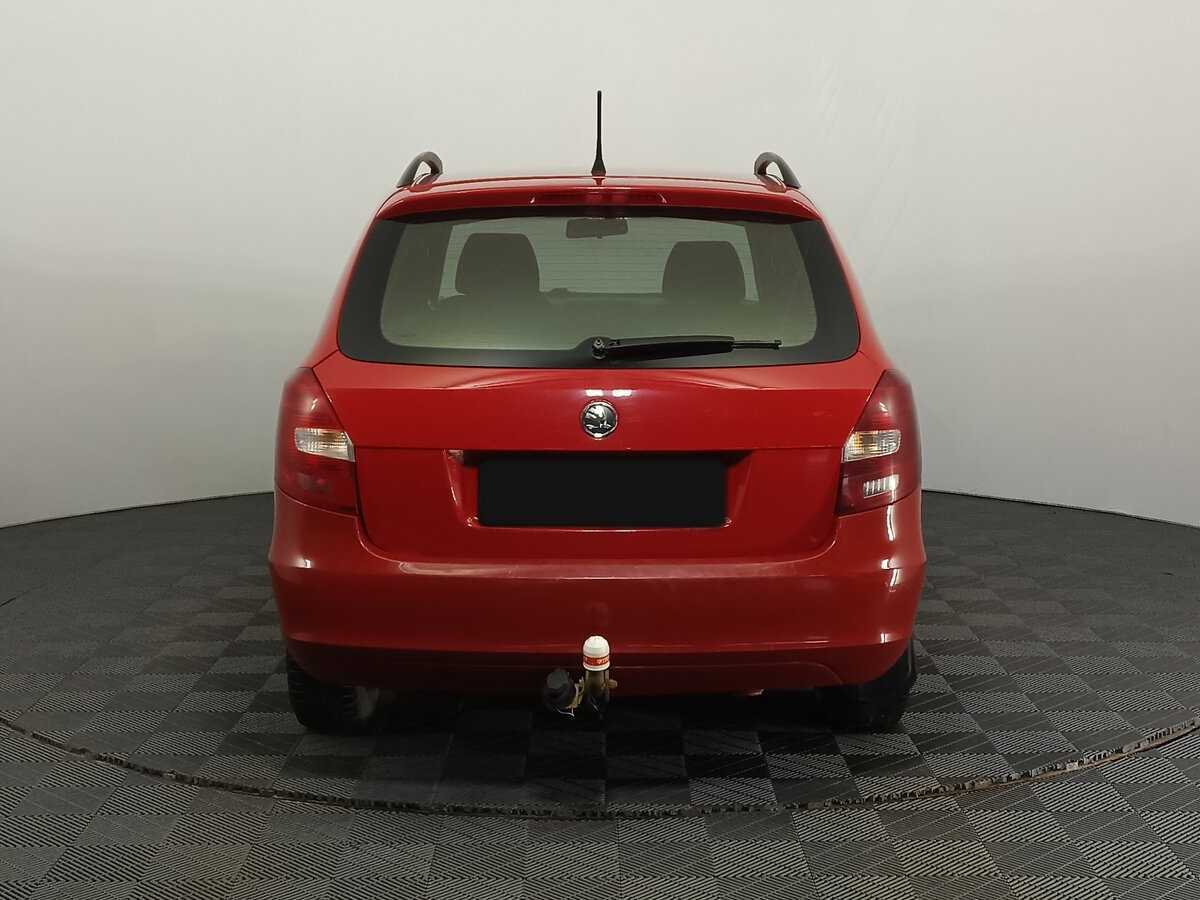 Skoda Fabia б/у, 2014, Механическая. Фото: #5