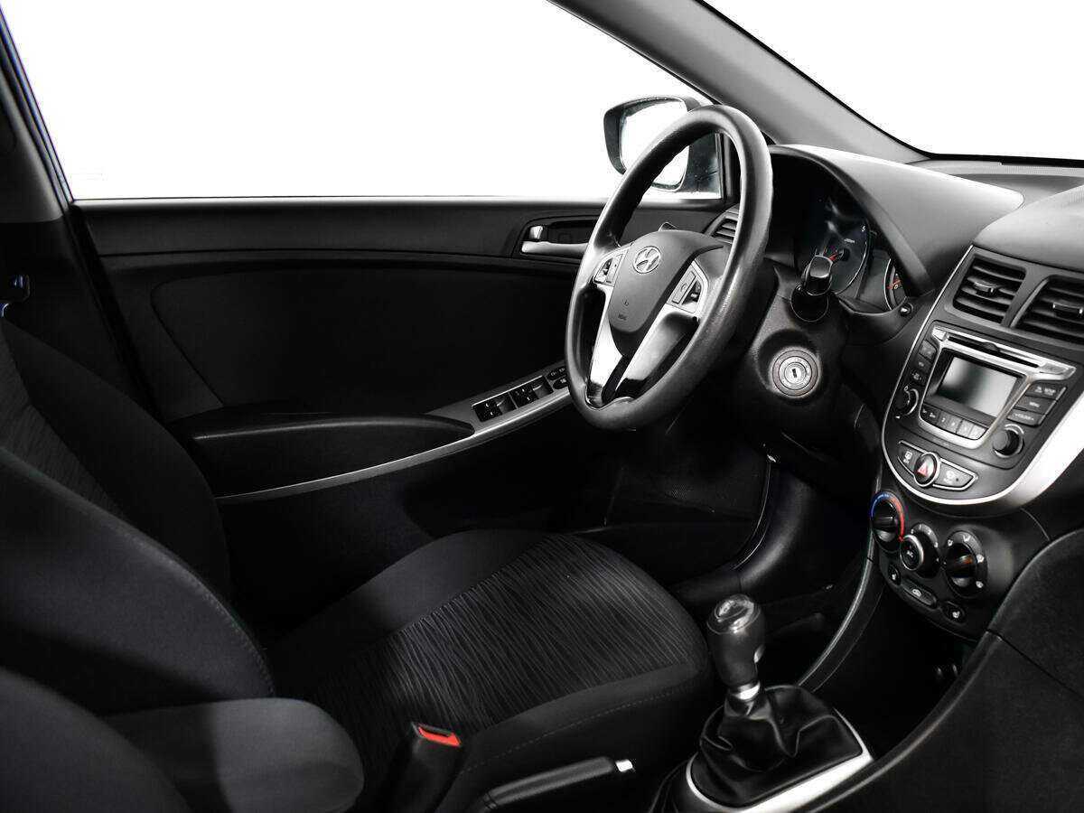 Hyundai Solaris б/у, 2016, Механическая. Фото: #8