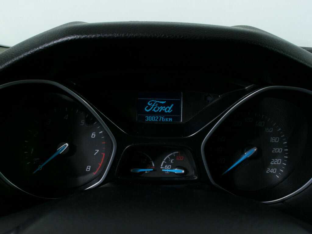 Ford Focus б/у, 2013, Механическая. Фото: #10