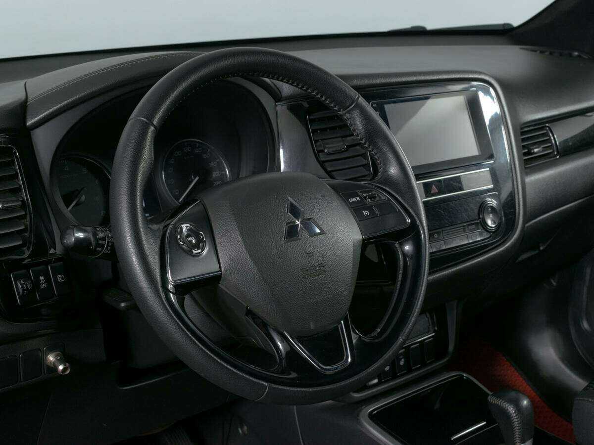 Mitsubishi Outlander б/у, 2018, Вариатор. Фото: #10