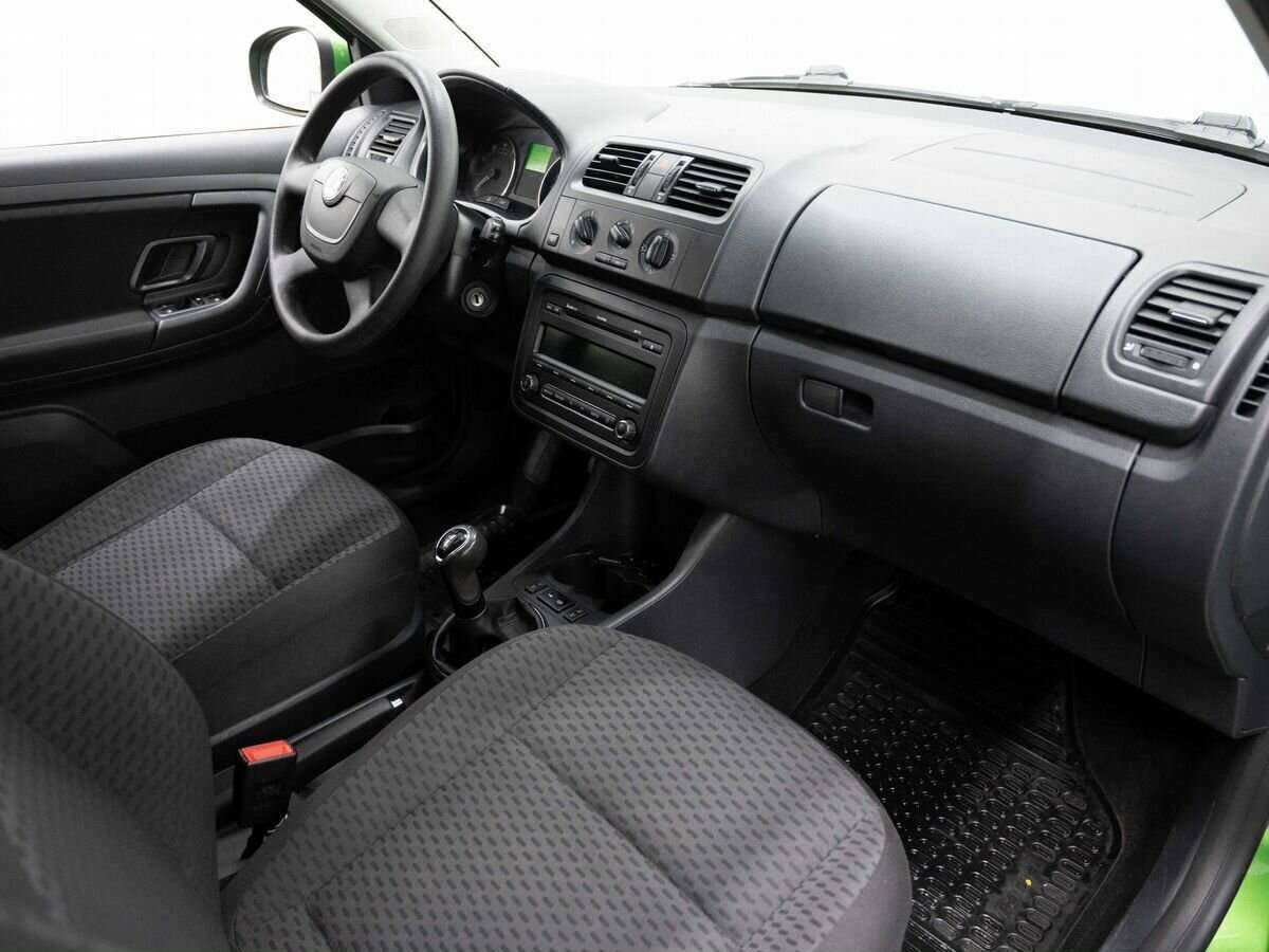 Skoda Fabia б/у, 2012, Механическая. Фото: #10