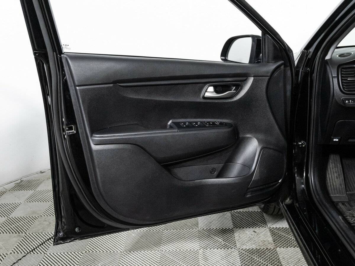Kia Rio б/у, 2022, Автоматическая. Фото: #25
