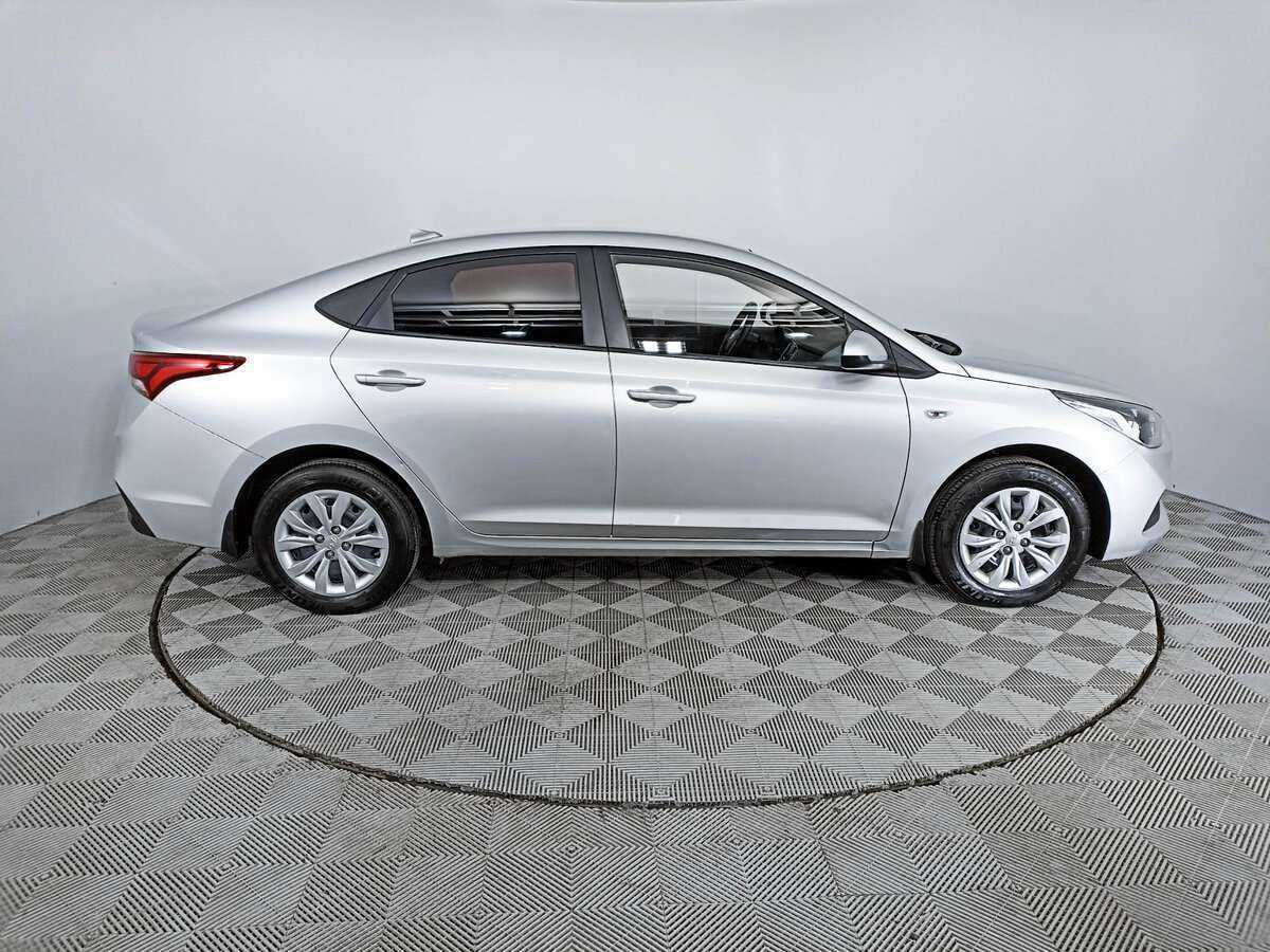 Hyundai Solaris б/у, 2017, Автоматическая. Фото: #3