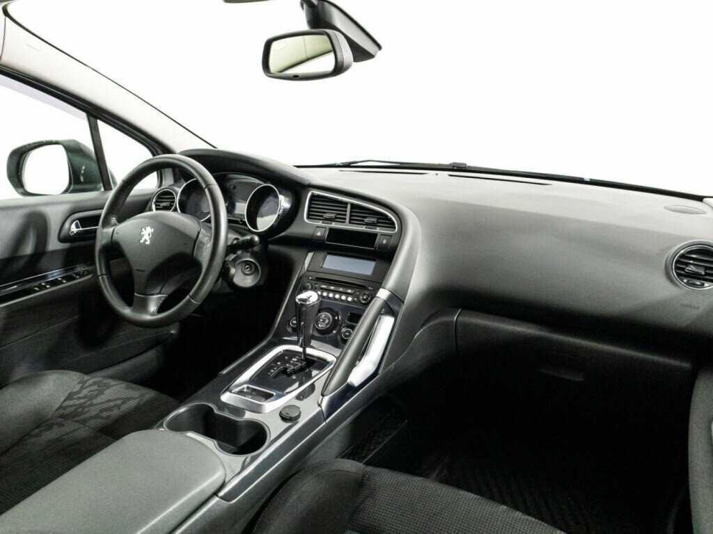 Peugeot 3008 б/у, 2012, Автоматическая. Фото: #8