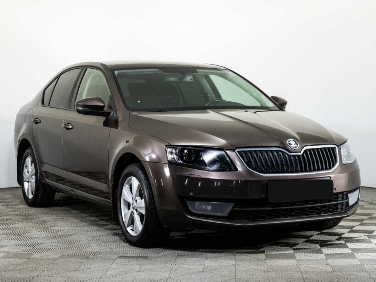 Skoda Octavia б/у, 2015, Механическая. Фото: #2