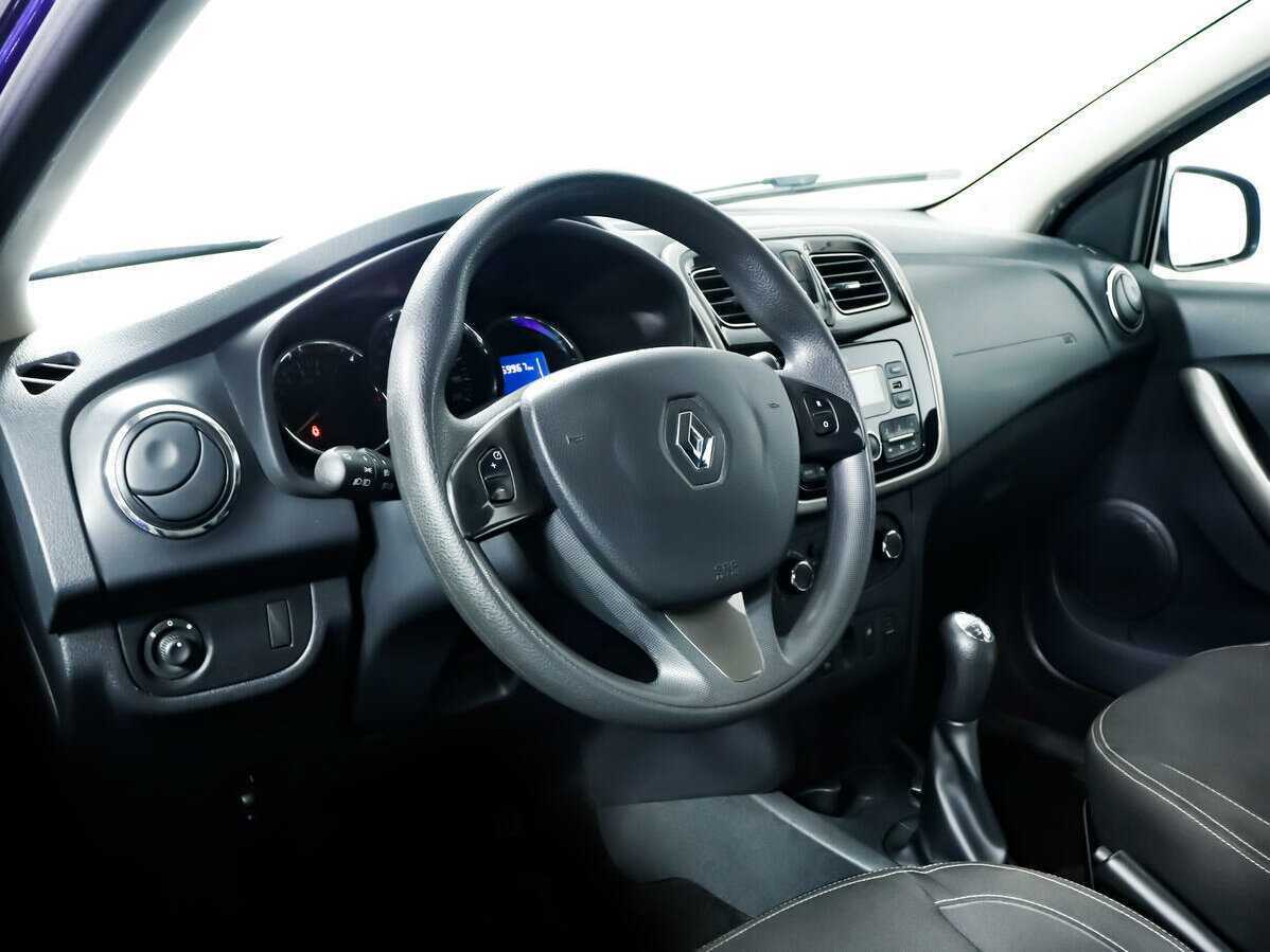 Renault Logan б/у, 2018, Механическая. Фото: #12