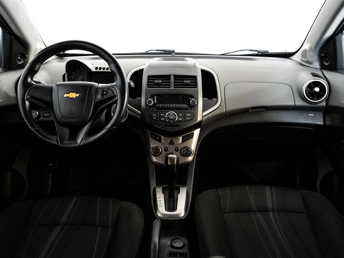 Chevrolet Aveo б/у, 2015, Автоматическая. Фото: #7