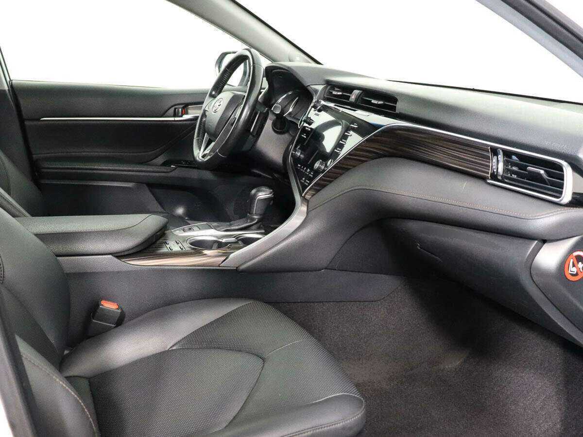 Toyota Camry б/у, 2018, Автоматическая. Фото: #6