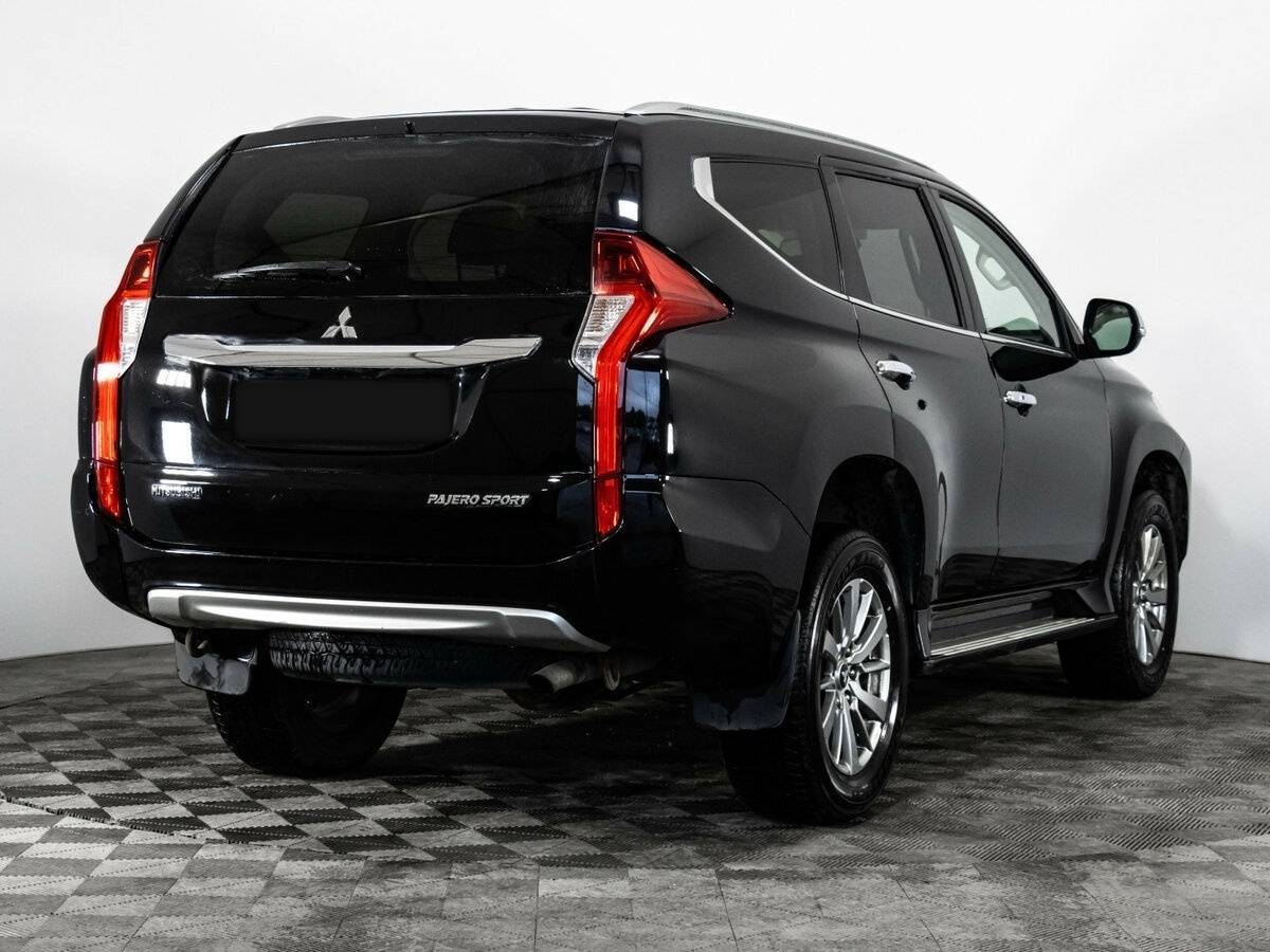 Mitsubishi Pajero Sport б/у, 2018, Автоматическая. Фото: #4
