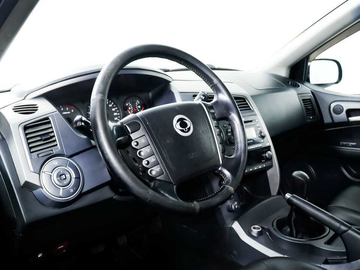SsangYong Kyron б/у, 2013, Механическая. Фото: #10