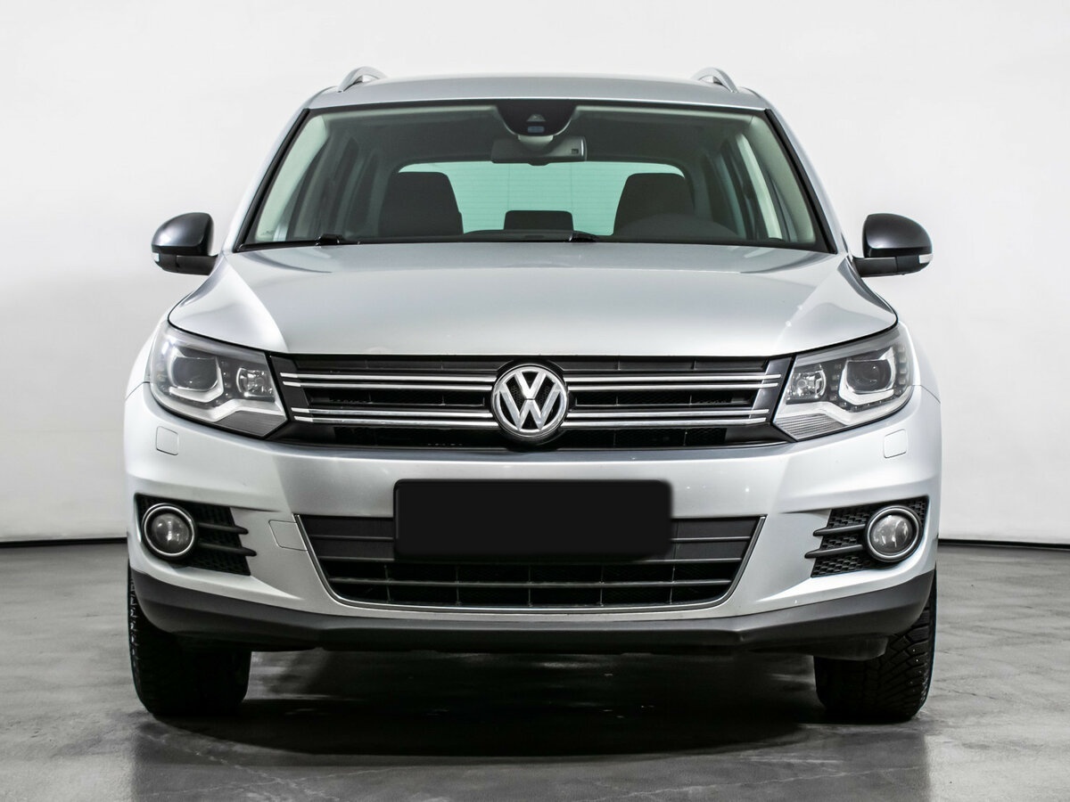 Volkswagen Tiguan б/у, 2013, Автоматическая. Фото: #1