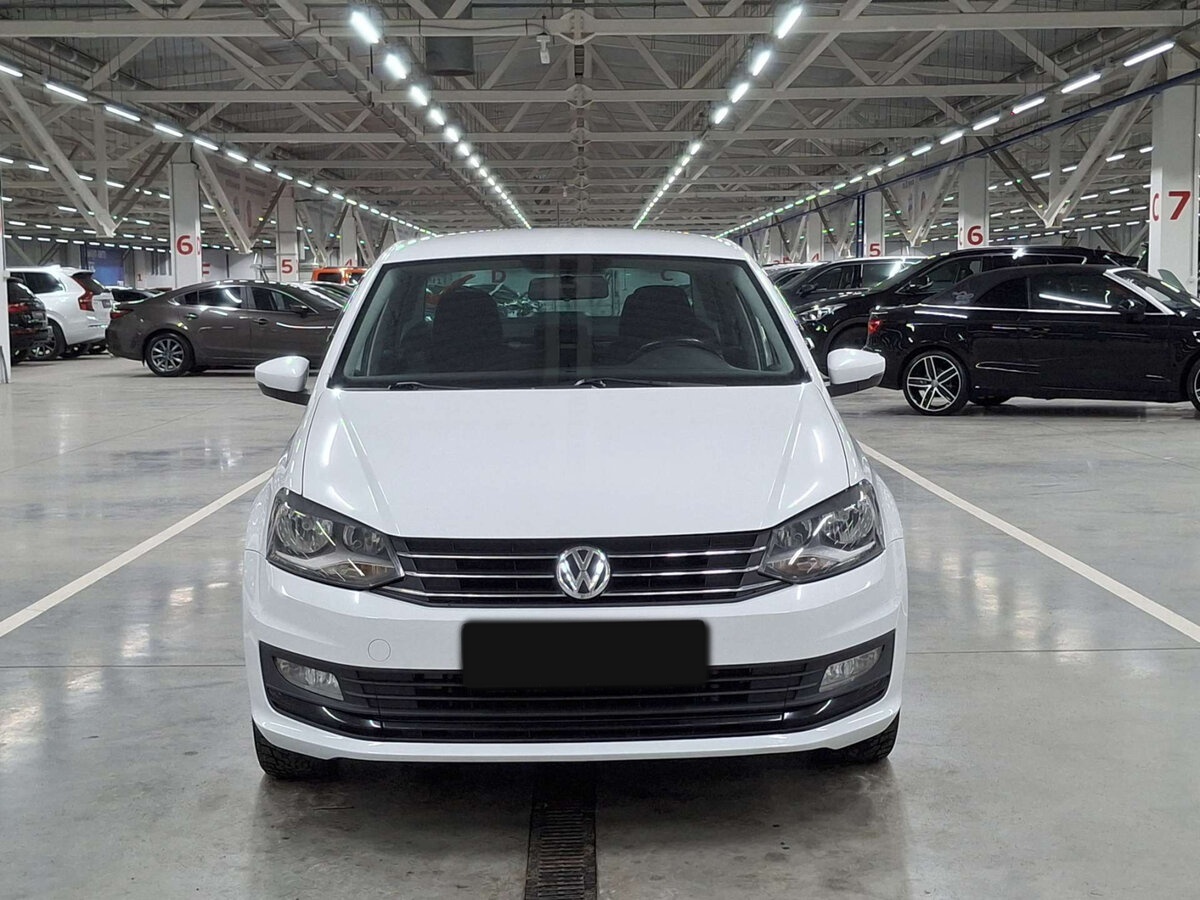 Volkswagen Polo б/у, 2018, Автоматическая. Фото: #1
