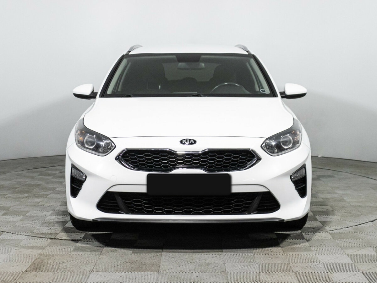 Kia Ceed б/у, 2019, Автоматическая. Фото: #1