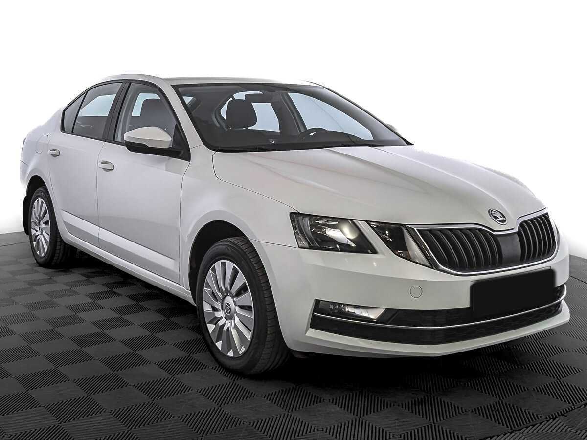 Skoda Octavia б/у, 2018, Роботизированная. Фото: #2