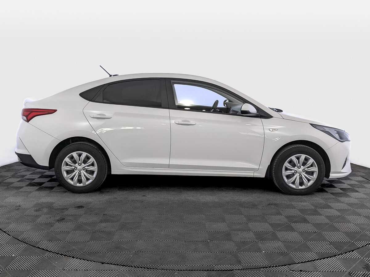 Hyundai Solaris б/у, 2022, Автоматическая. Фото: #3