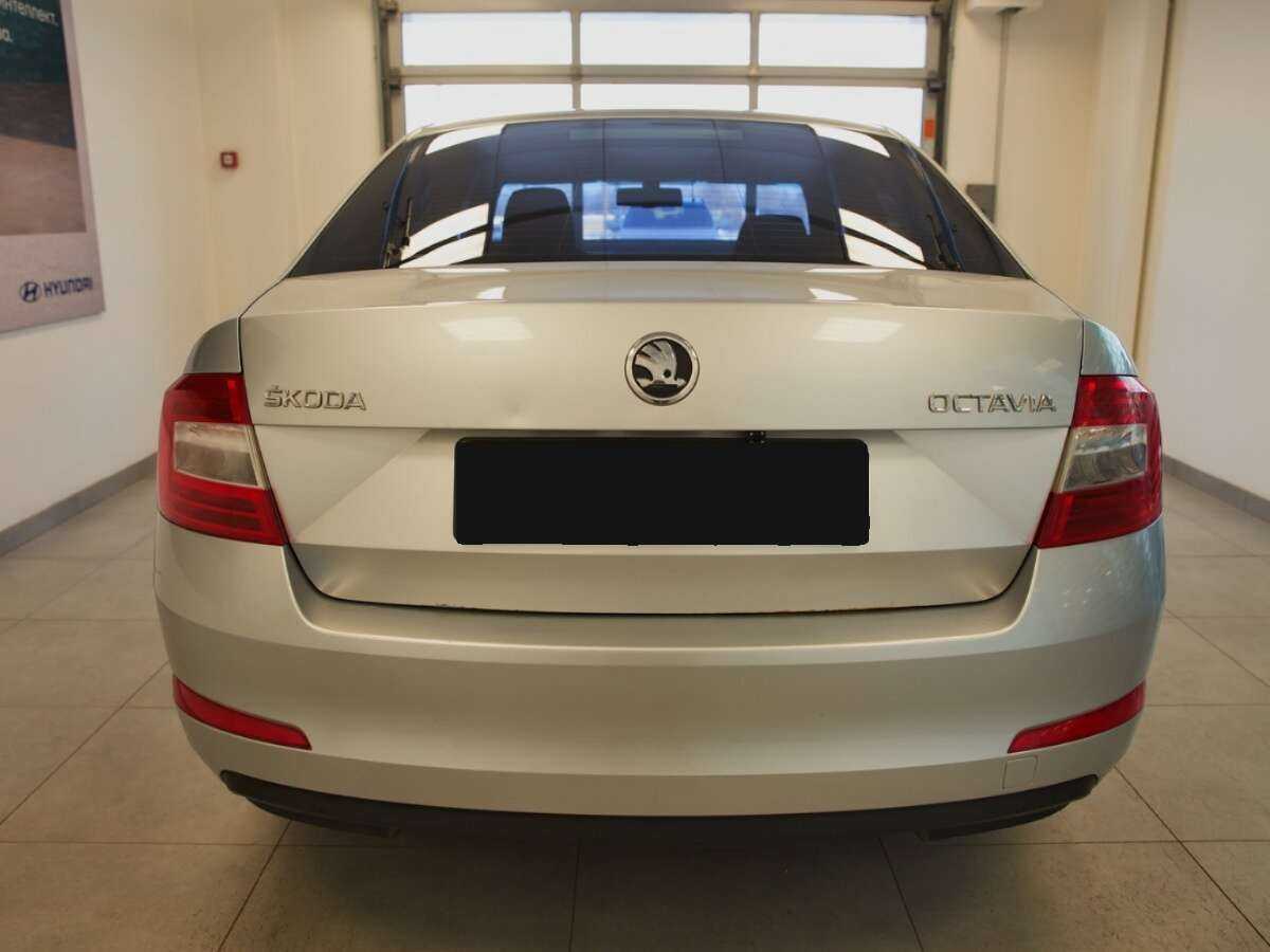 Skoda Octavia б/у, 2014, Механическая. Фото: #3
