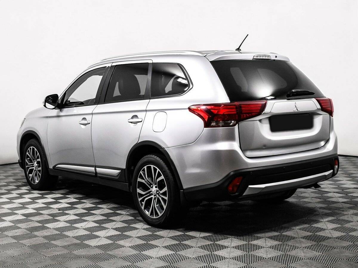 Mitsubishi Outlander б/у, 2015, Вариатор. Фото: #6