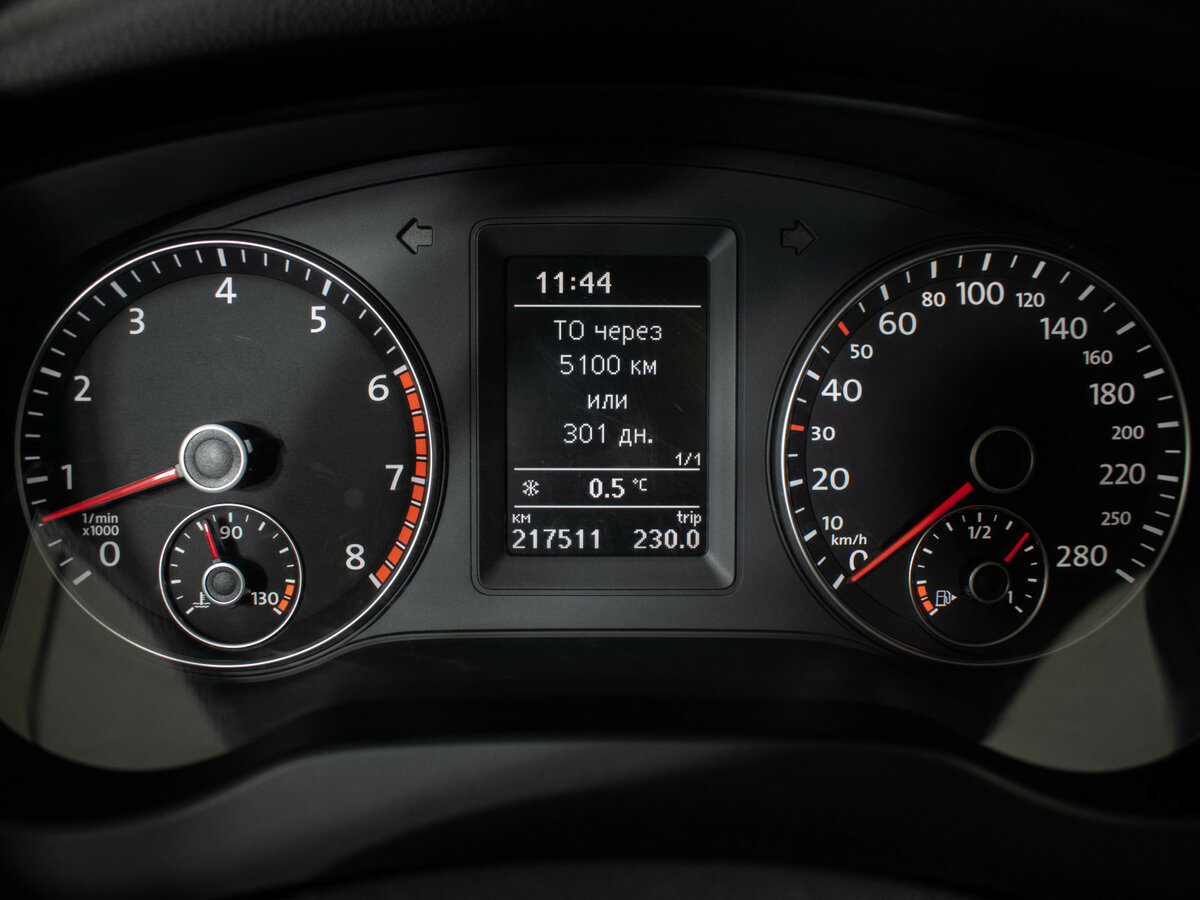 Volkswagen Jetta б/у, 2012, Механическая. Фото: #11