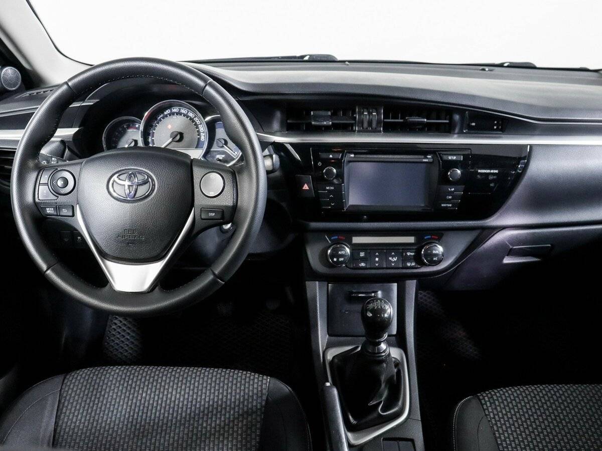 Toyota Corolla б/у, 2014, Механическая. Фото: #8