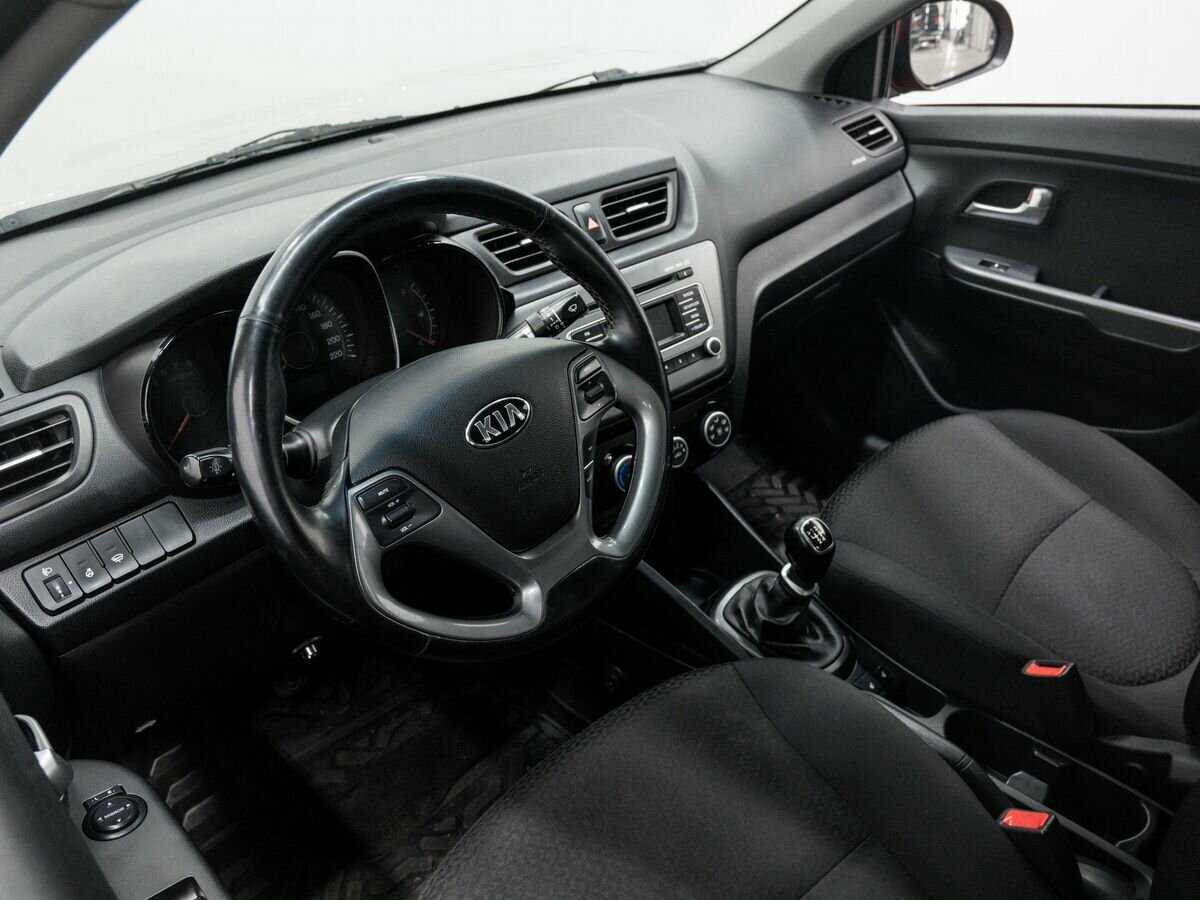 Kia Rio б/у, 2016, Механическая. Фото: #12