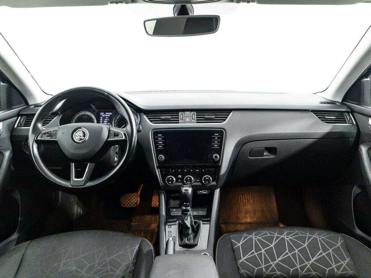 Skoda Octavia б/у, 2019, Роботизированная. Фото: #12