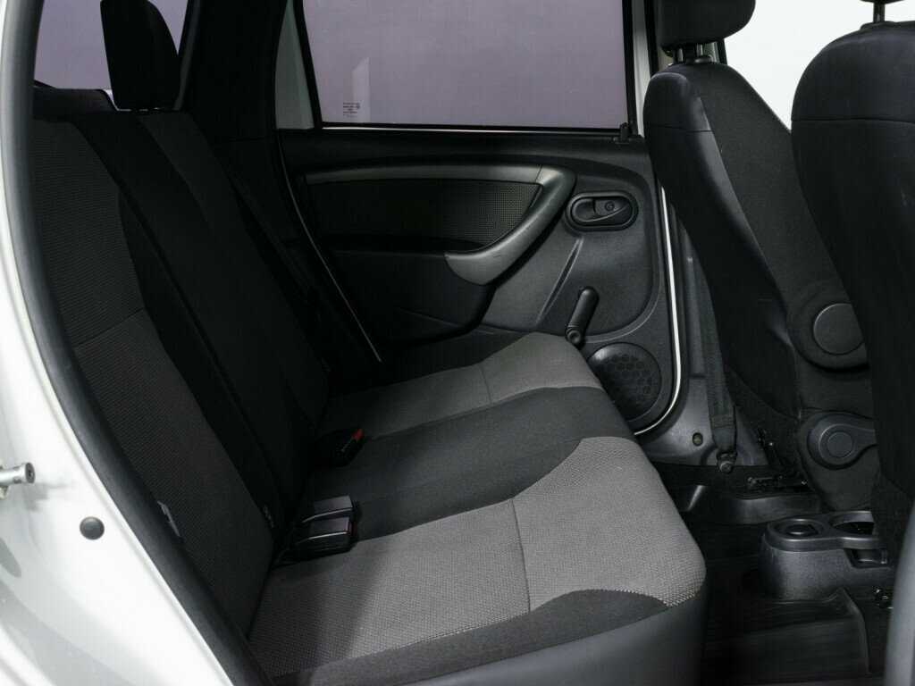 Renault Duster б/у, 2016, Механическая. Фото: #9