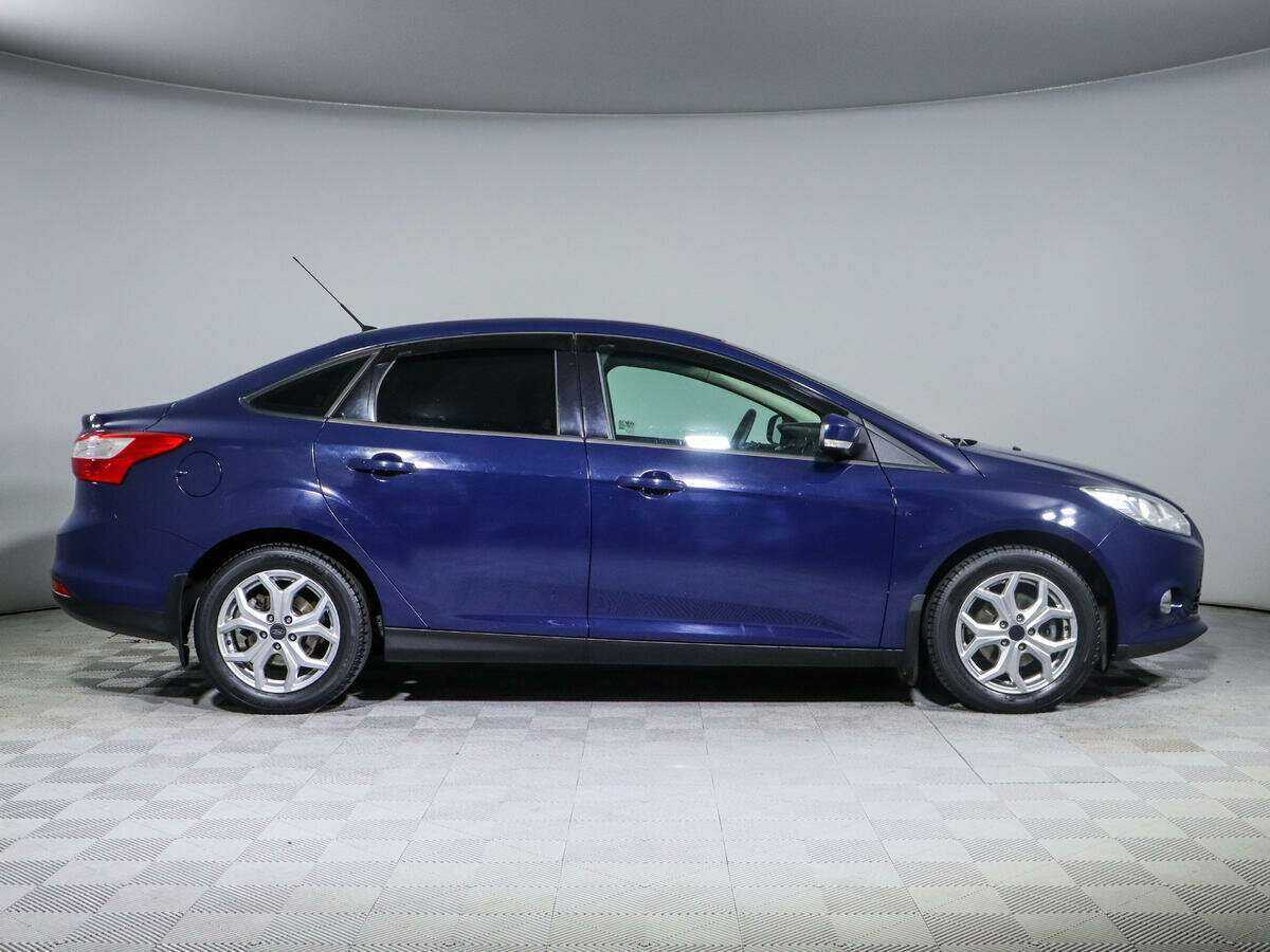 Ford Focus б/у, 2012, Механическая. Фото: #3