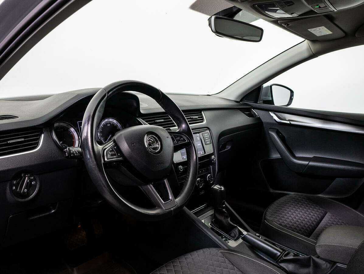 Skoda Octavia б/у, 2018, Автоматическая. Фото: #8
