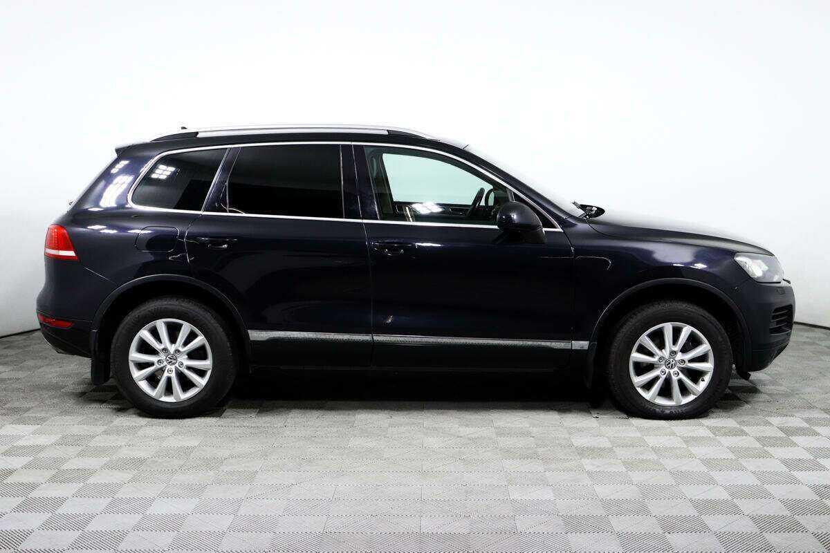 Volkswagen Touareg б/у, 2012, Автоматическая. Фото: #2