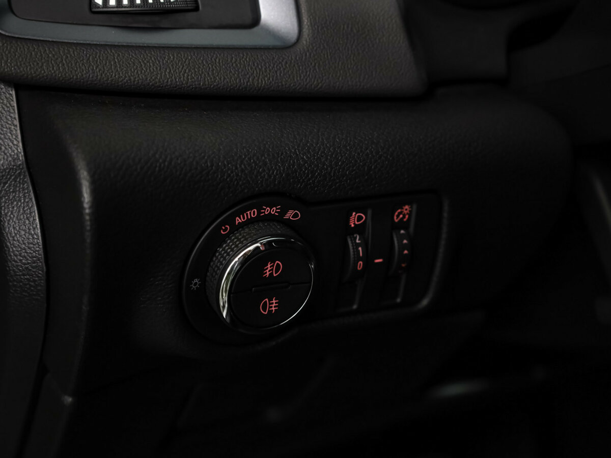 Opel Astra б/у, 2014, Автоматическая. Фото: #12