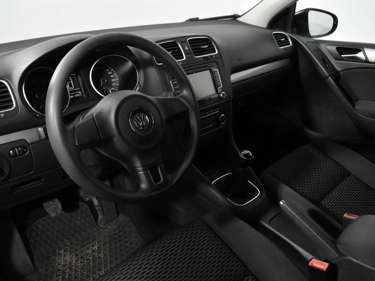 Volkswagen Golf б/у, 2012, Механическая. Фото: #8