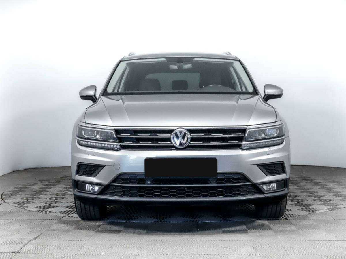 Volkswagen Tiguan б/у, 2017, Роботизированная. Фото: #1