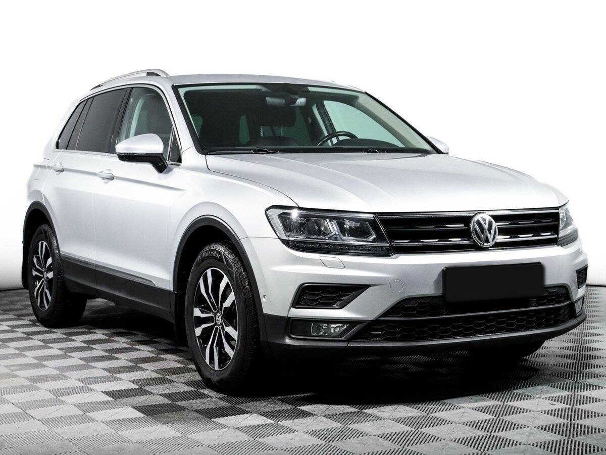 Volkswagen Tiguan б/у, 2017, Роботизированная. Фото: #2