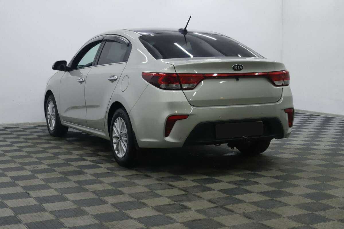 Kia Rio б/у, 2019, Механическая. Фото: #1