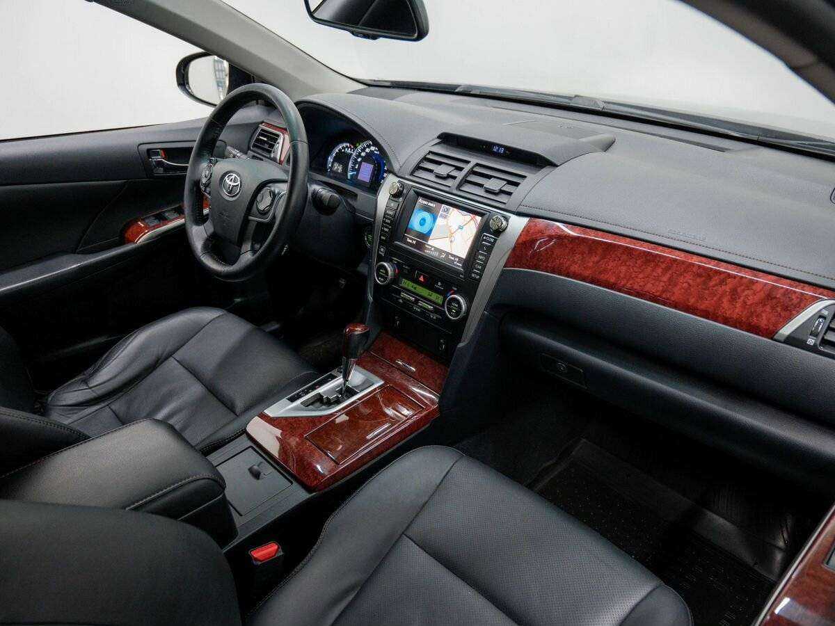 Toyota Camry б/у, 2014, Автоматическая. Фото: #6