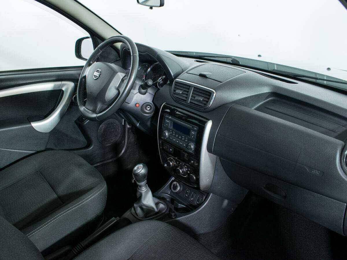 Nissan Terrano б/у, 2016, Механическая. Фото: #8