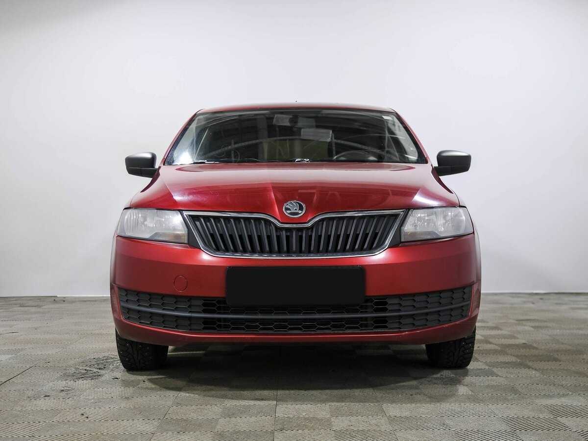 Skoda Rapid б/у, 2016, Механическая. Фото: #1