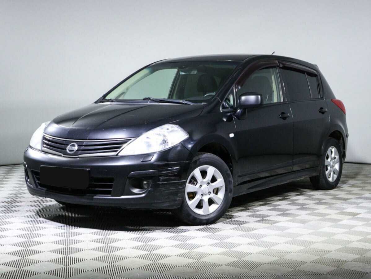 Nissan Tiida б/у, 2013, Автоматическая. Фото: #0
