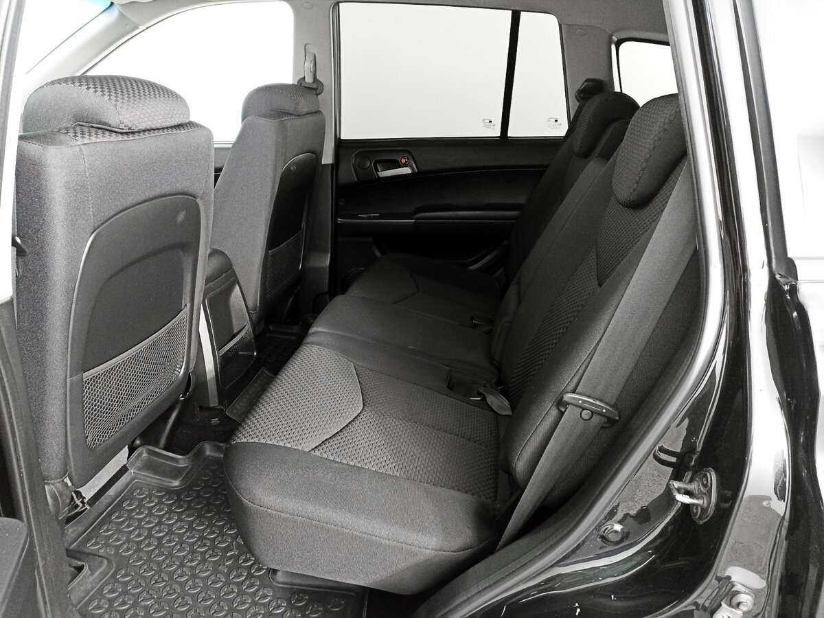 SsangYong Kyron б/у, 2012, Механическая. Фото: #9
