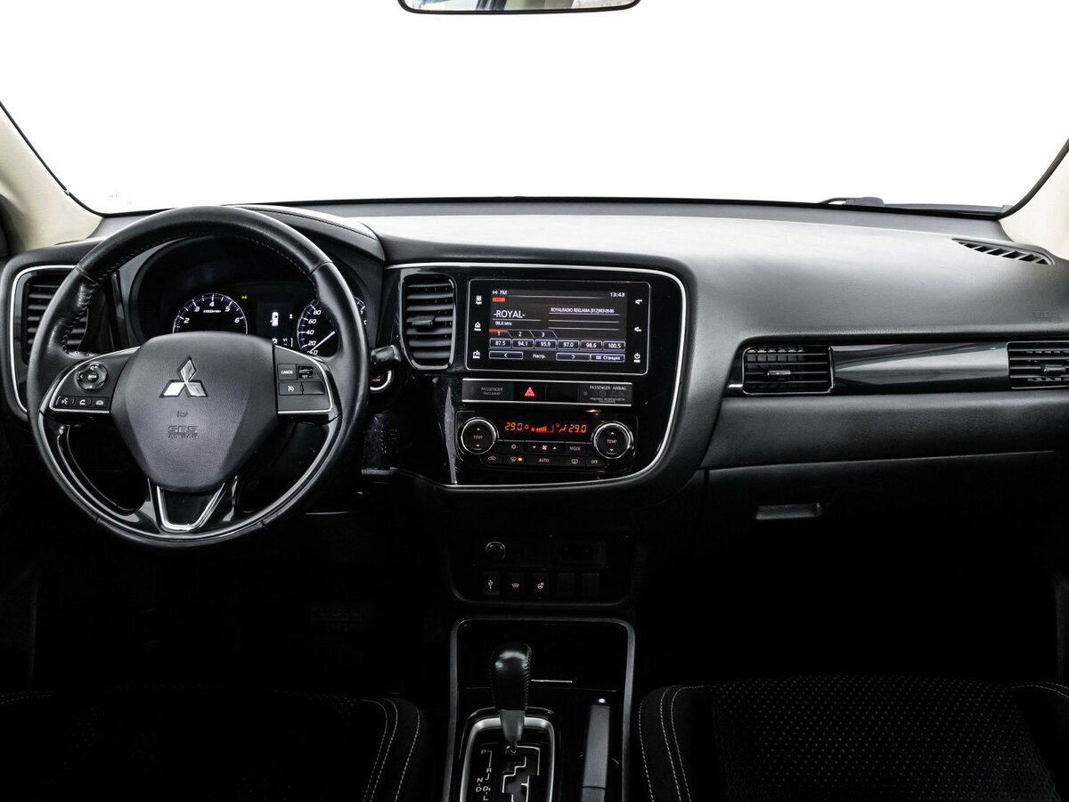 Mitsubishi Outlander б/у, 2019, Вариатор. Фото: #7