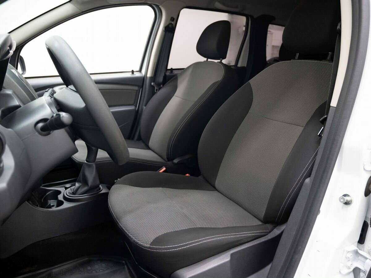 Renault Duster б/у, 2017, Механическая. Фото: #7