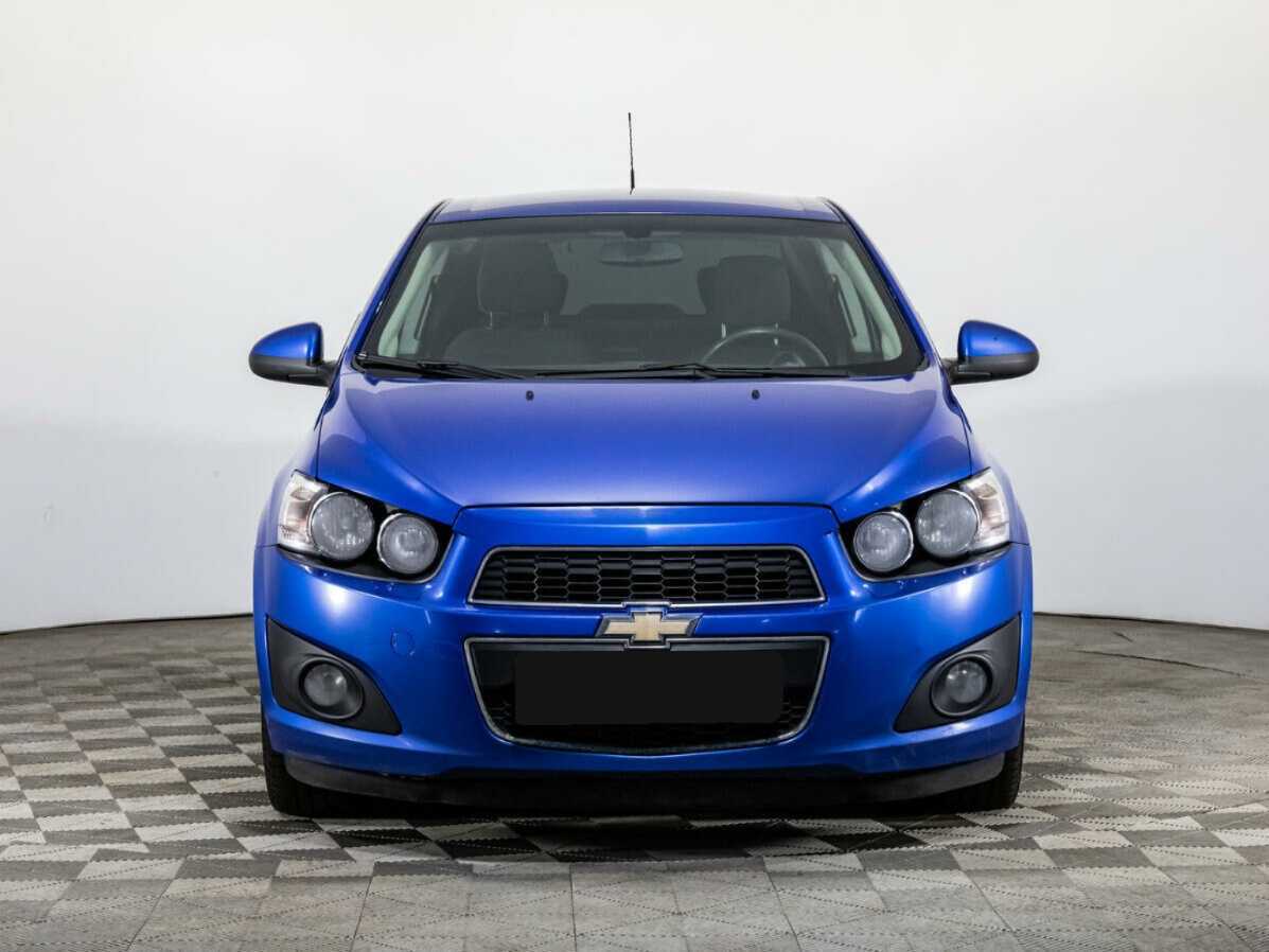 Chevrolet Aveo б/у, 2012, Механическая. Фото: #1