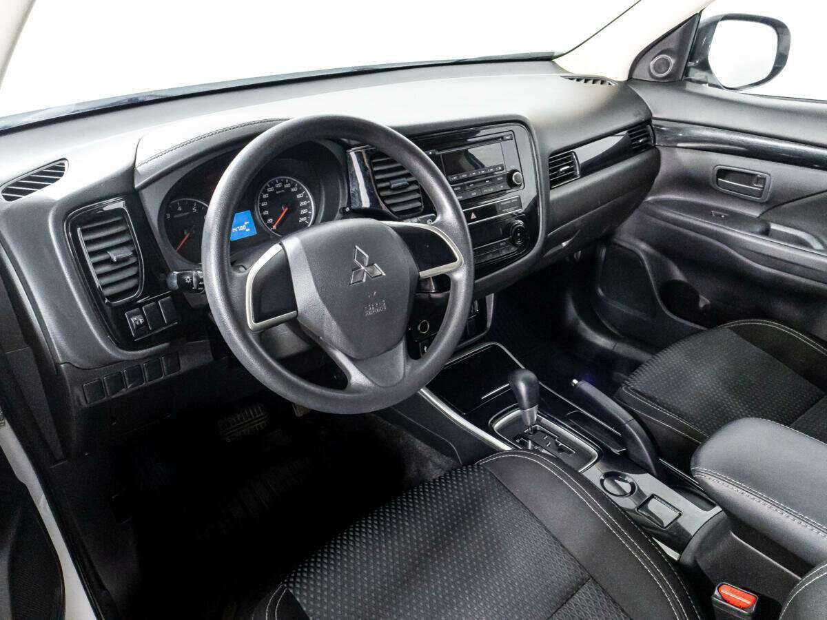 Mitsubishi Outlander б/у, 2019, Вариатор. Фото: #10