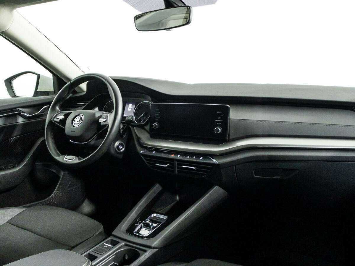 Skoda Octavia б/у, 2021, Автоматическая. Фото: #8