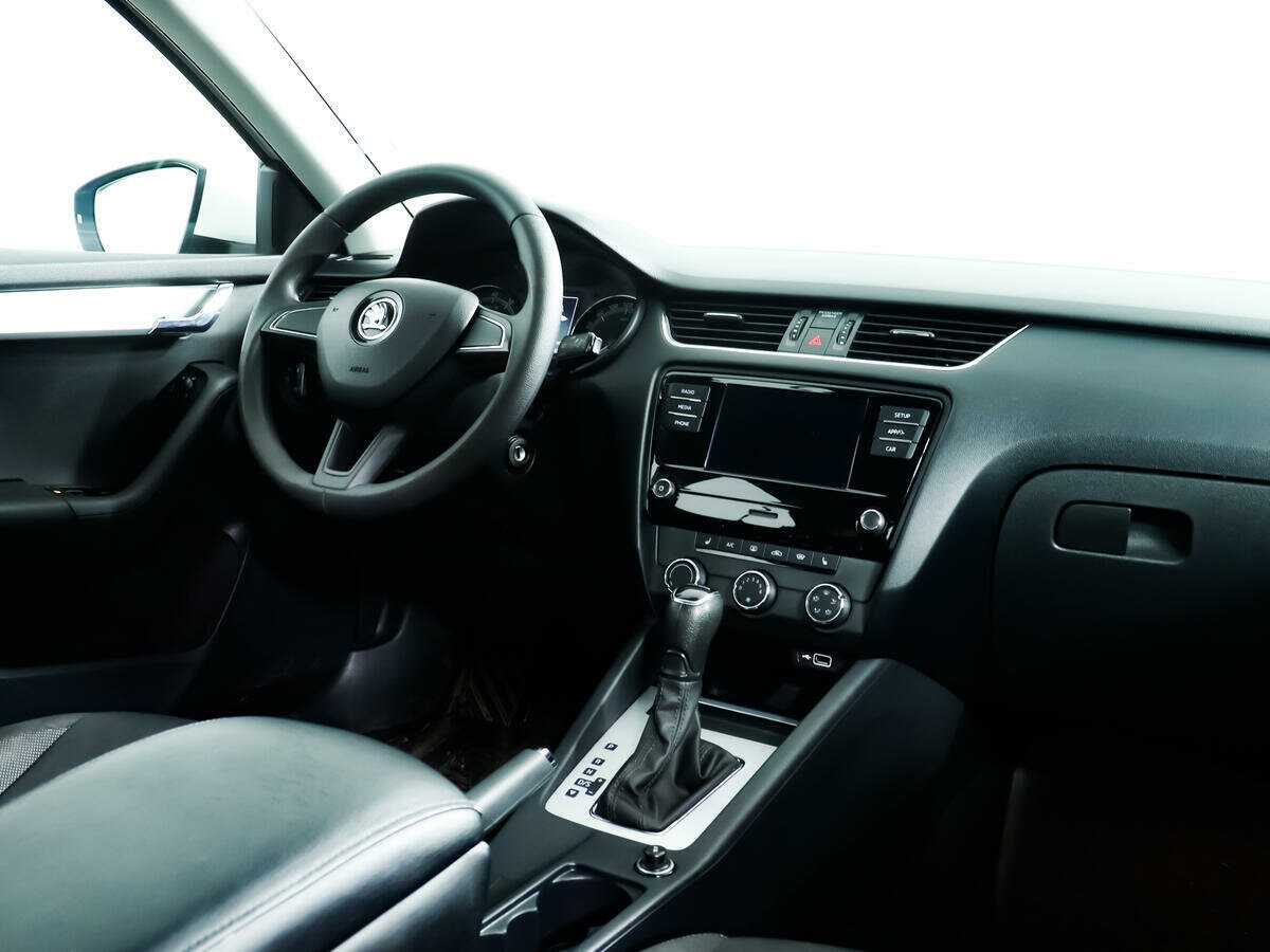 Skoda Octavia б/у, 2018, Автоматическая. Фото: #8