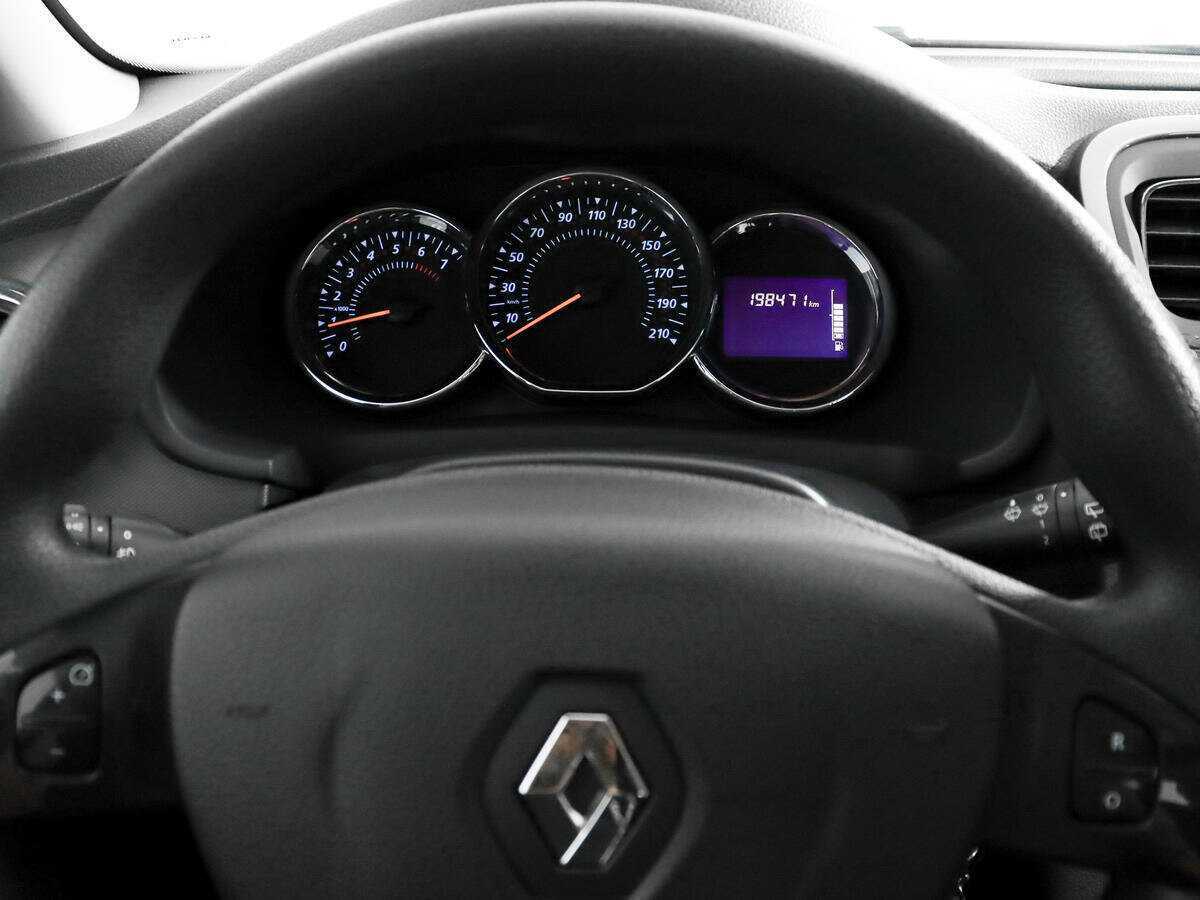 Renault Sandero б/у, 2015, Механическая. Фото: #13