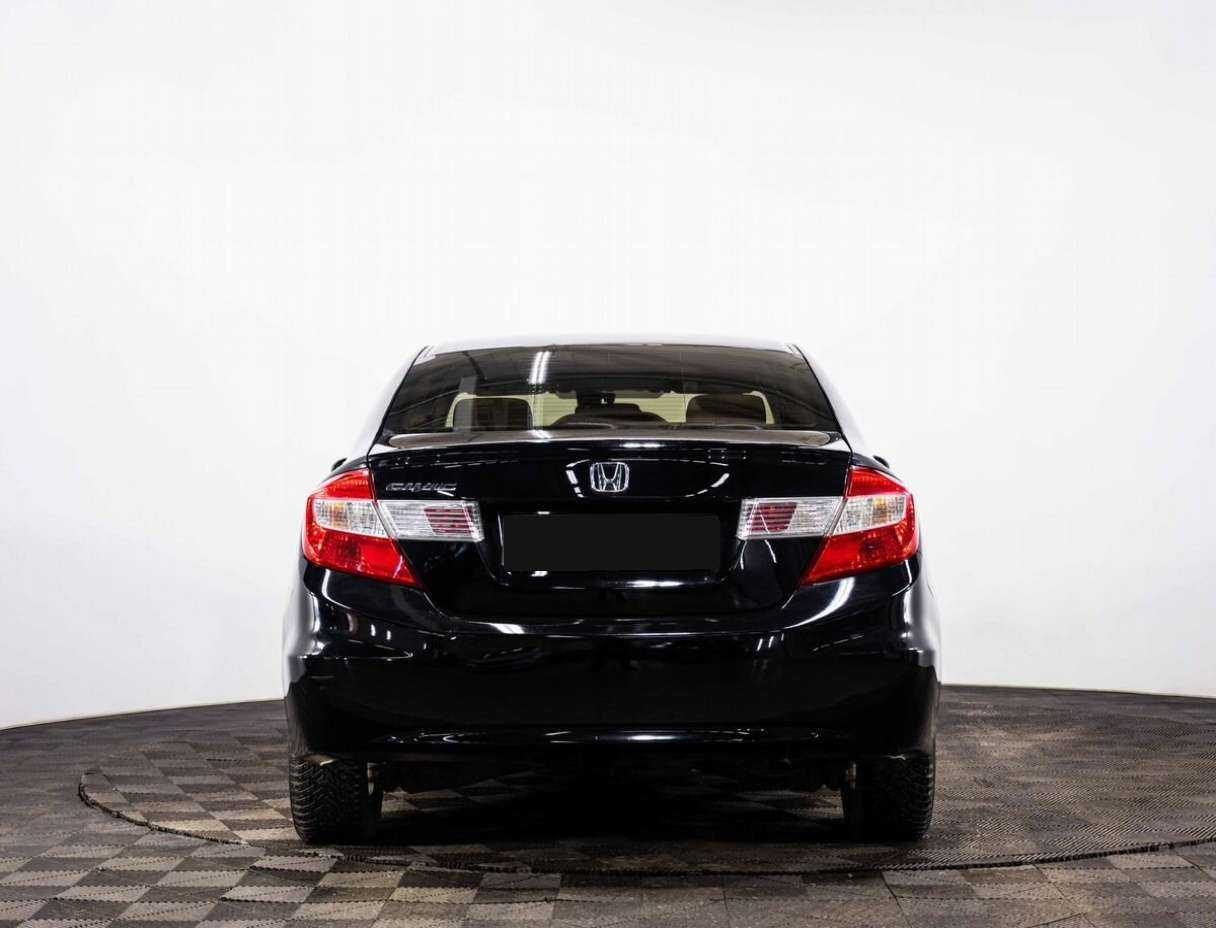 Honda Civic б/у, 2012, Автоматическая. Фото: #4