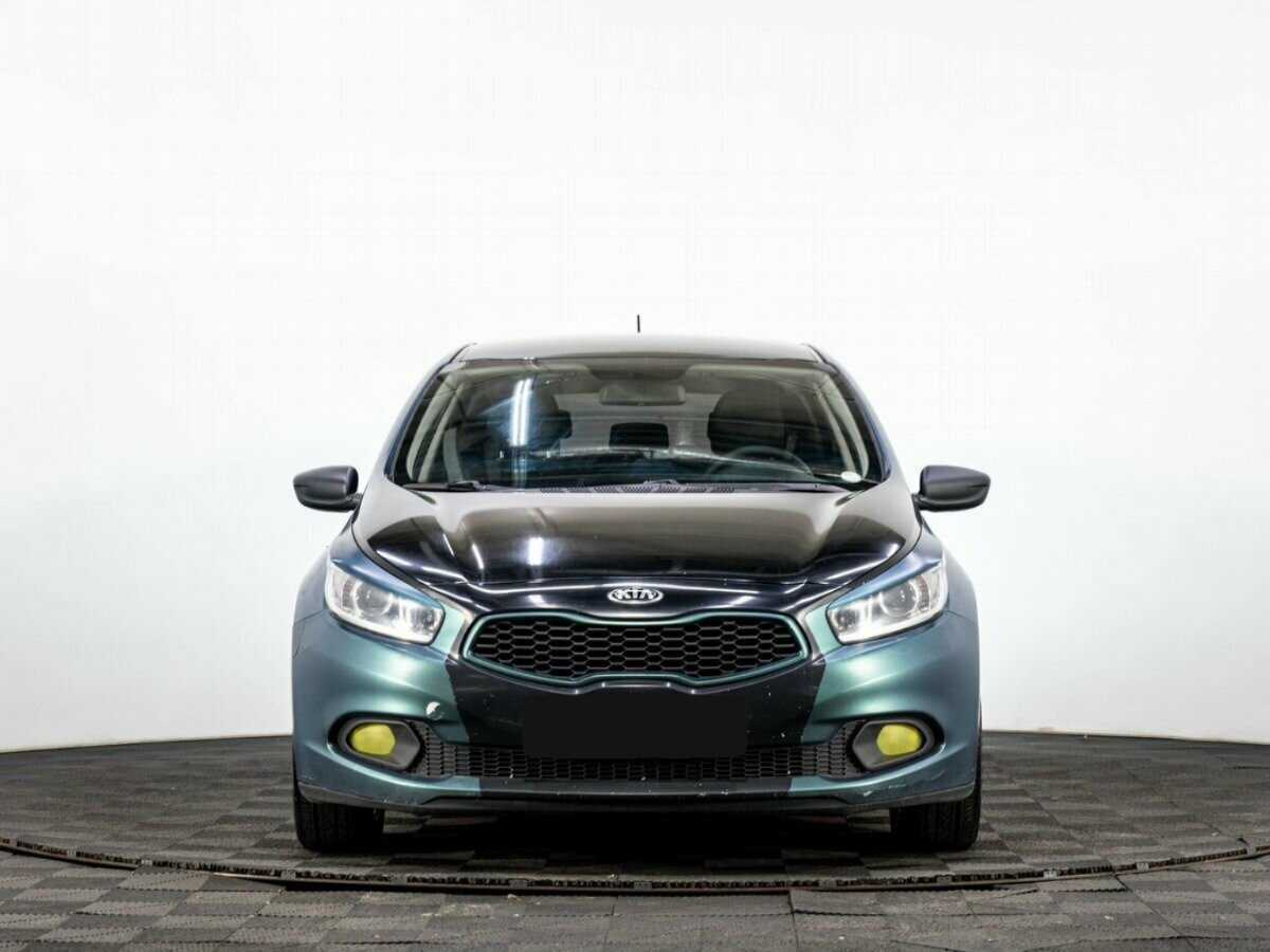 Kia Ceed б/у, 2014, Механическая. Фото: #1